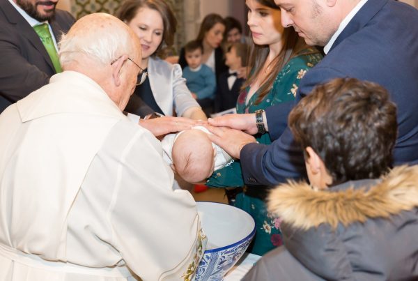 Reportaje fotográfico de Bautizo en La Seo Zaragoza fotógrafo de bautizos 08