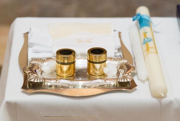 Reportaje de Bautizo En Iglesia Sagrado Corazón en Zaragoza. Fotógrafo de bautizos 02