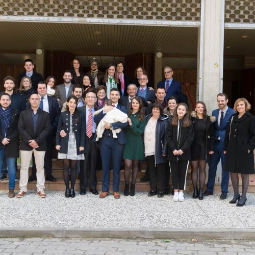 Reportaje de Bautizo En Iglesia Sagrado Corazón en Zaragoza. Fotógrafo de bautizos 01