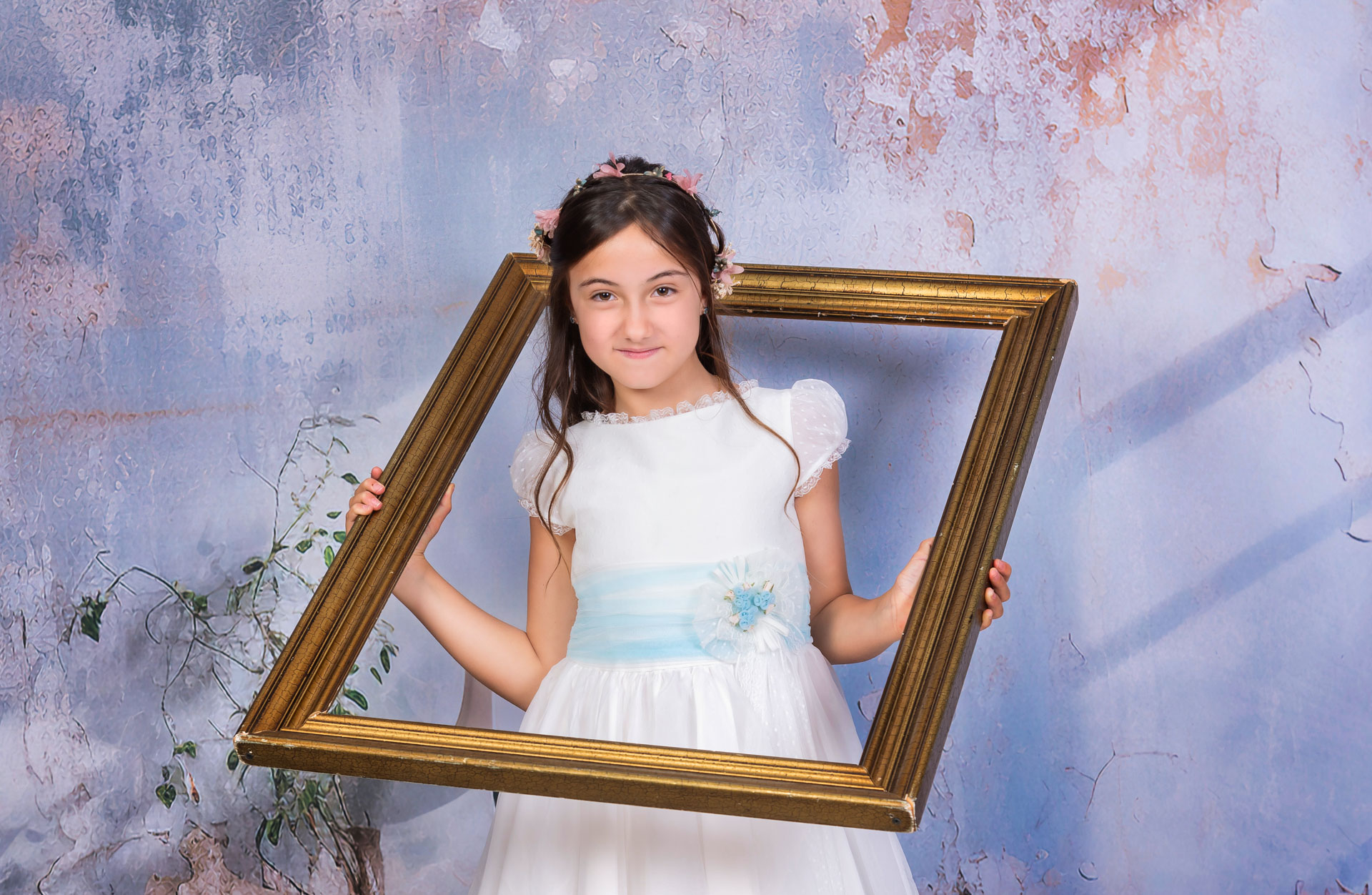 Mini Sesión de Comunión en Estudio – Recuerdos Únicos por Solo 65 €